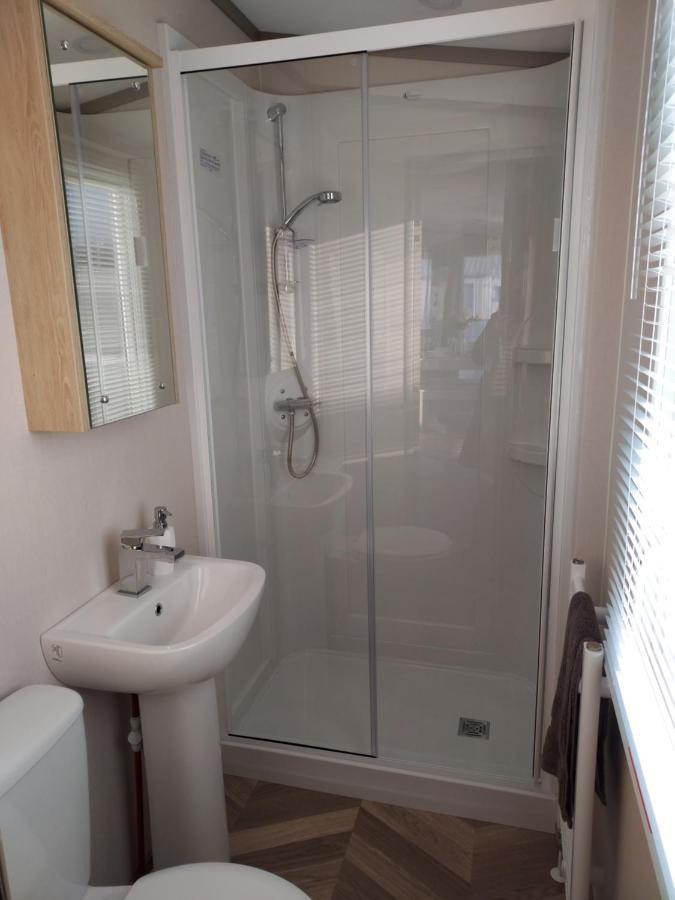 Hoburne Bashley Self-Catering Holiday Home 新米尔顿 外观 照片
